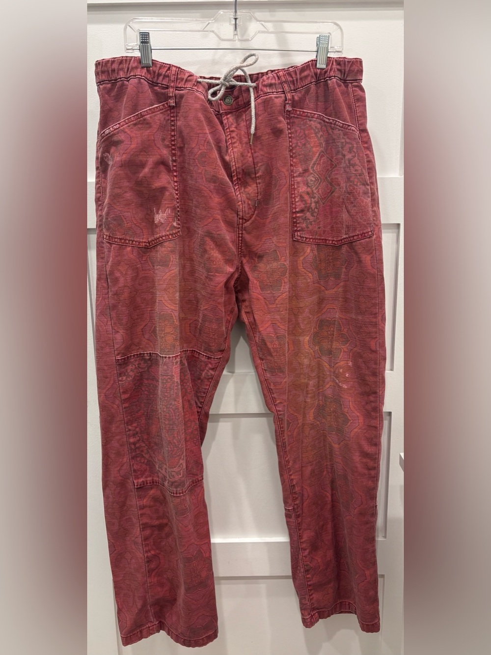 Pilcro Red Patterned Wide-Leg Jeans